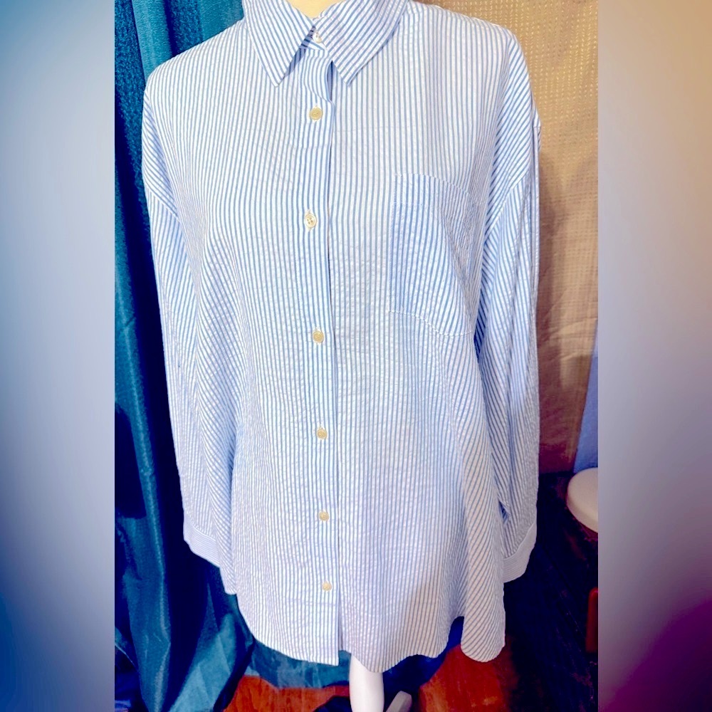 Women’s Coach Blue / White seersucker Button Down Shirt 31 long 26 armpits - Picture 9 of 15